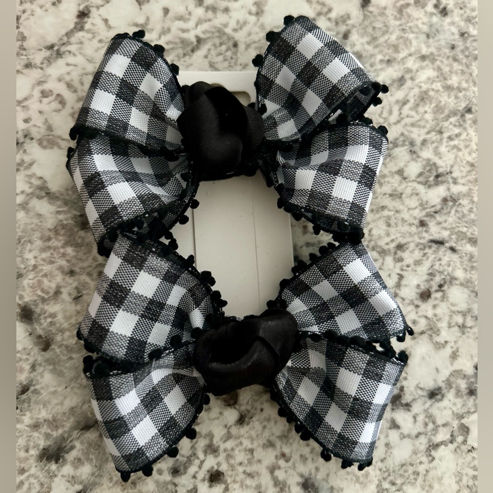 •Shoe Clips - Picture 5 of 6